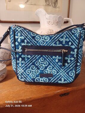 Vera Bradley Shoulder Bag Crossbody Indigo Blue and White Batik Quilted Print